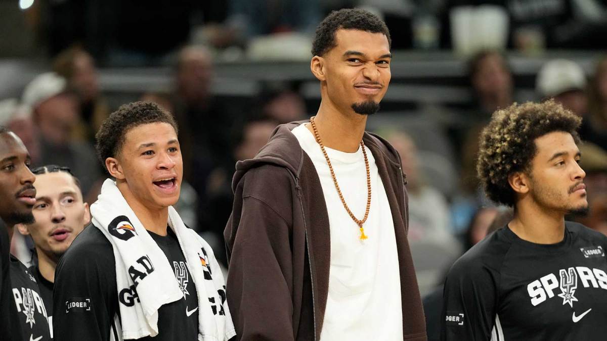 开云体育下载-搞笑，文班亚马的马刺队友宣布，他的目标是成为世界第二防守球员